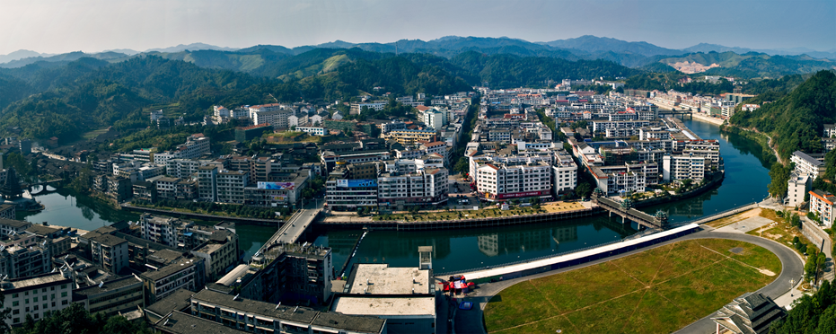 喜摘雙冠！盈峰環(huán)境環(huán)衛(wèi)服務(wù)業(yè)務(wù)強(qiáng)勢沖頂