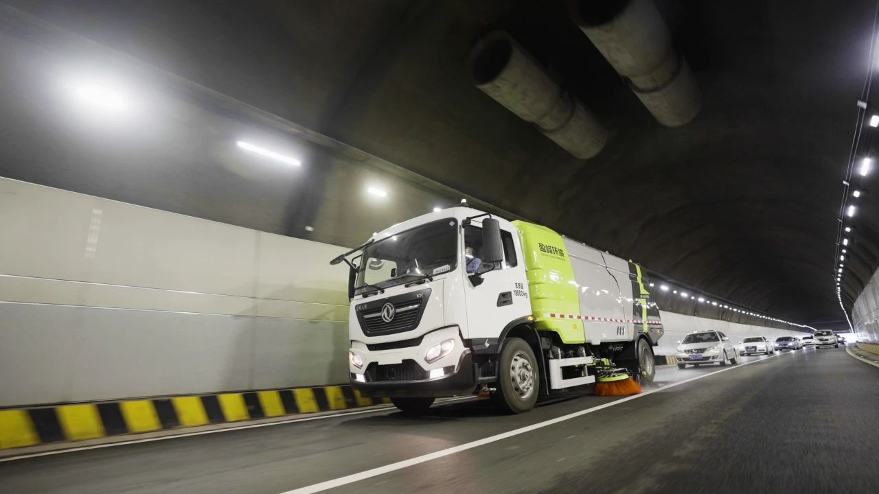 獲贊！盈峰環(huán)境新能源裝備硬核守護(hù)2024珠海航展