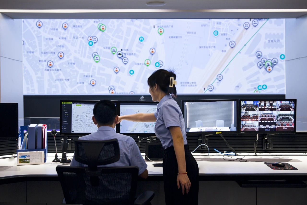 業(yè)主點(diǎn)贊！盈峰環(huán)境引領(lǐng)城市環(huán)境從“治理”轉(zhuǎn)向“智理”